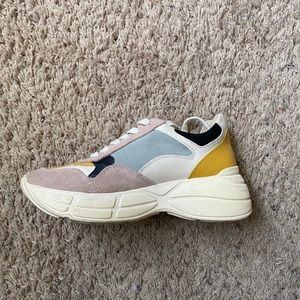 SOLD Steve Madden Memory Sneakers Pink Multi